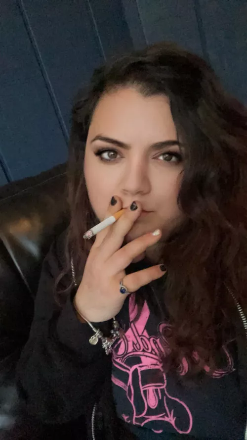 Smoking Queen