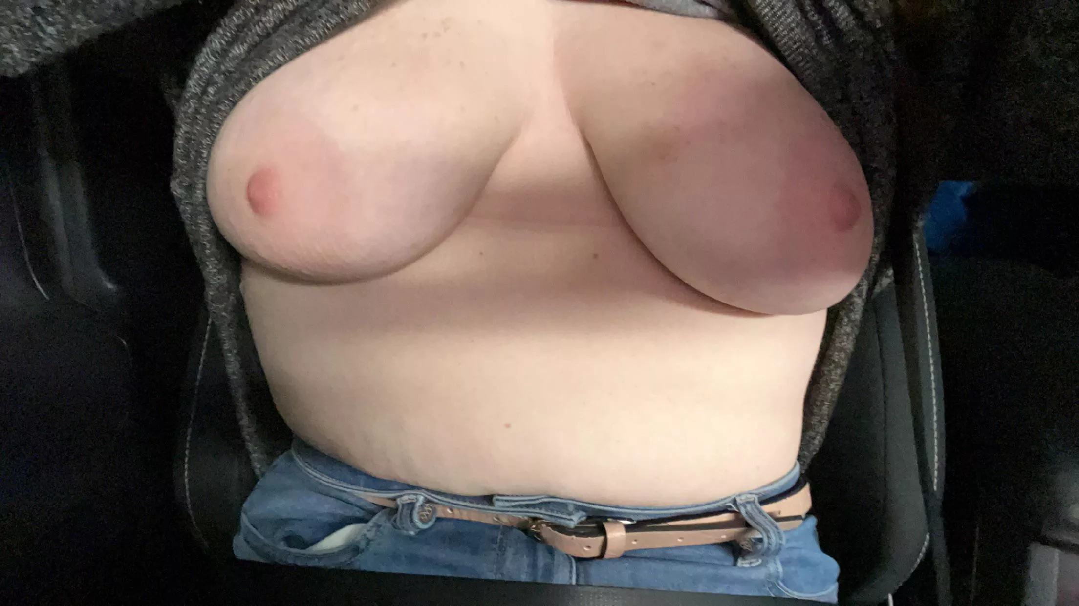 stuck in traffic 🙈 give me an honest rate