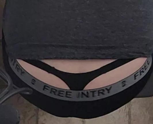 Tail came out to play while cleaning.