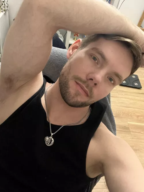 Thought I looked cute in my vest :) how's your weekend beautiful gays?