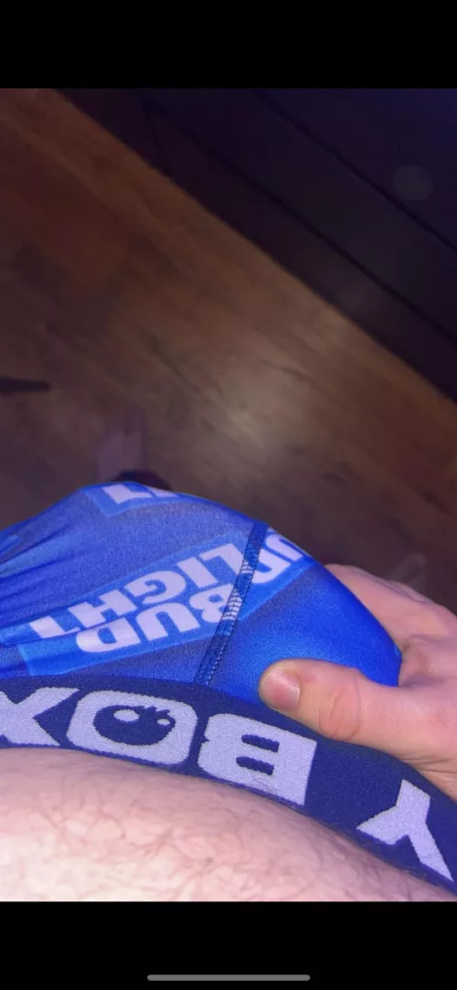 Want to drink my cum or bud light?