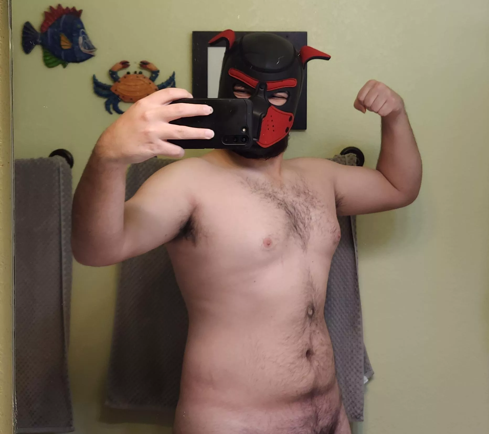 Who likes hairy good boys?