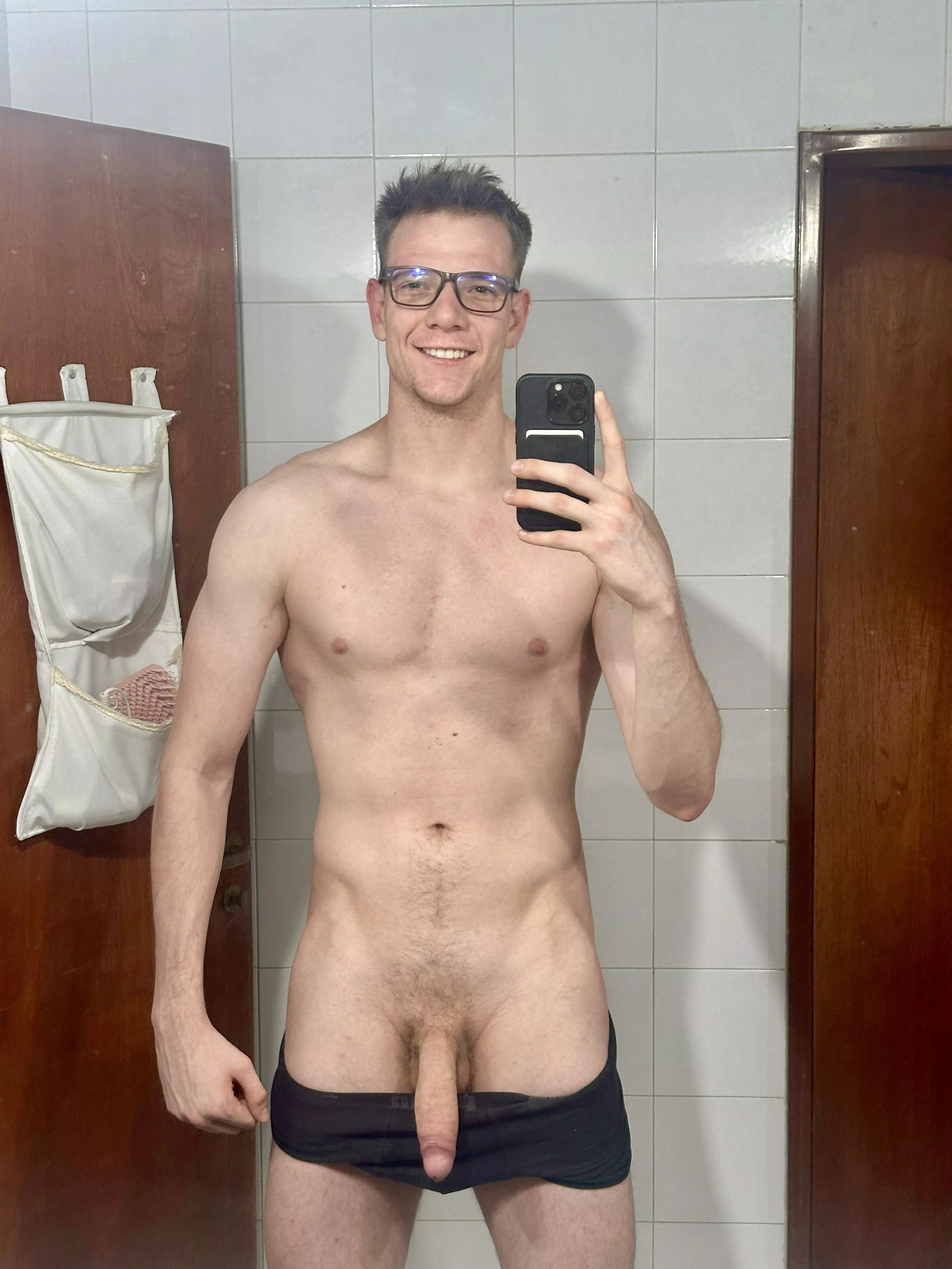 Will you let me fuck you bareback and get you pregnant? 🍆💦