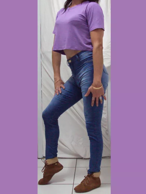 Would you go on a date with a girl like that?