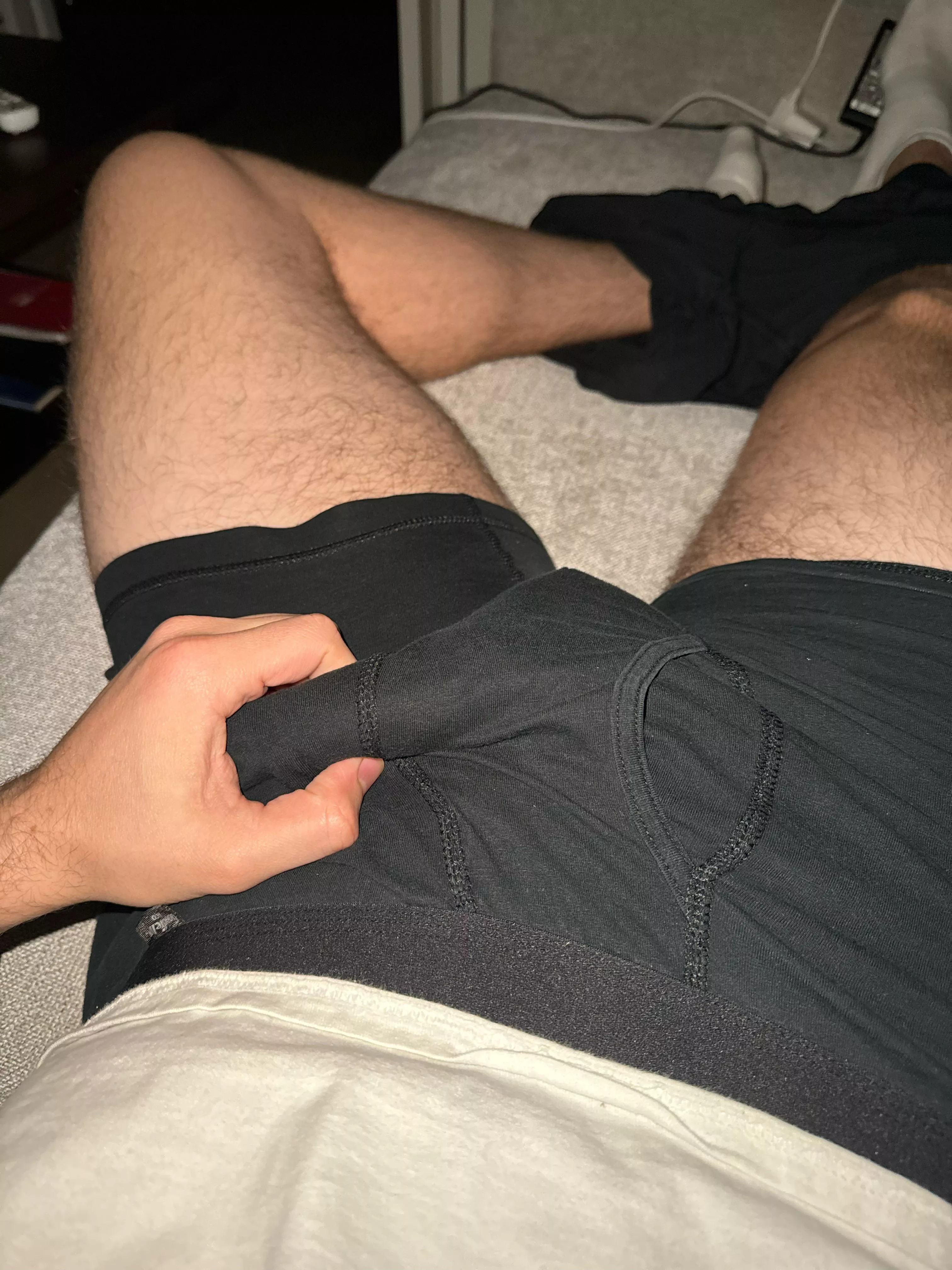 27 bored and want attention. Anyone wanna give it to me? 😈