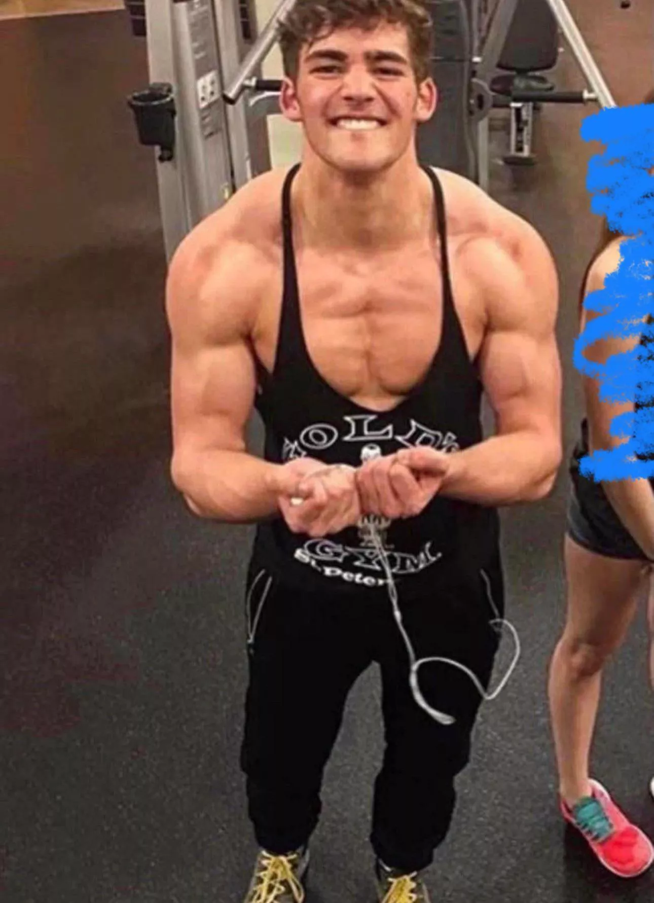 28. Muscular for same. Hit me up with a pic for snap