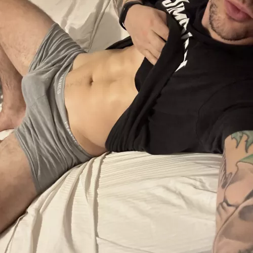 Been a long week, wanna blow off some steam in bed with me?