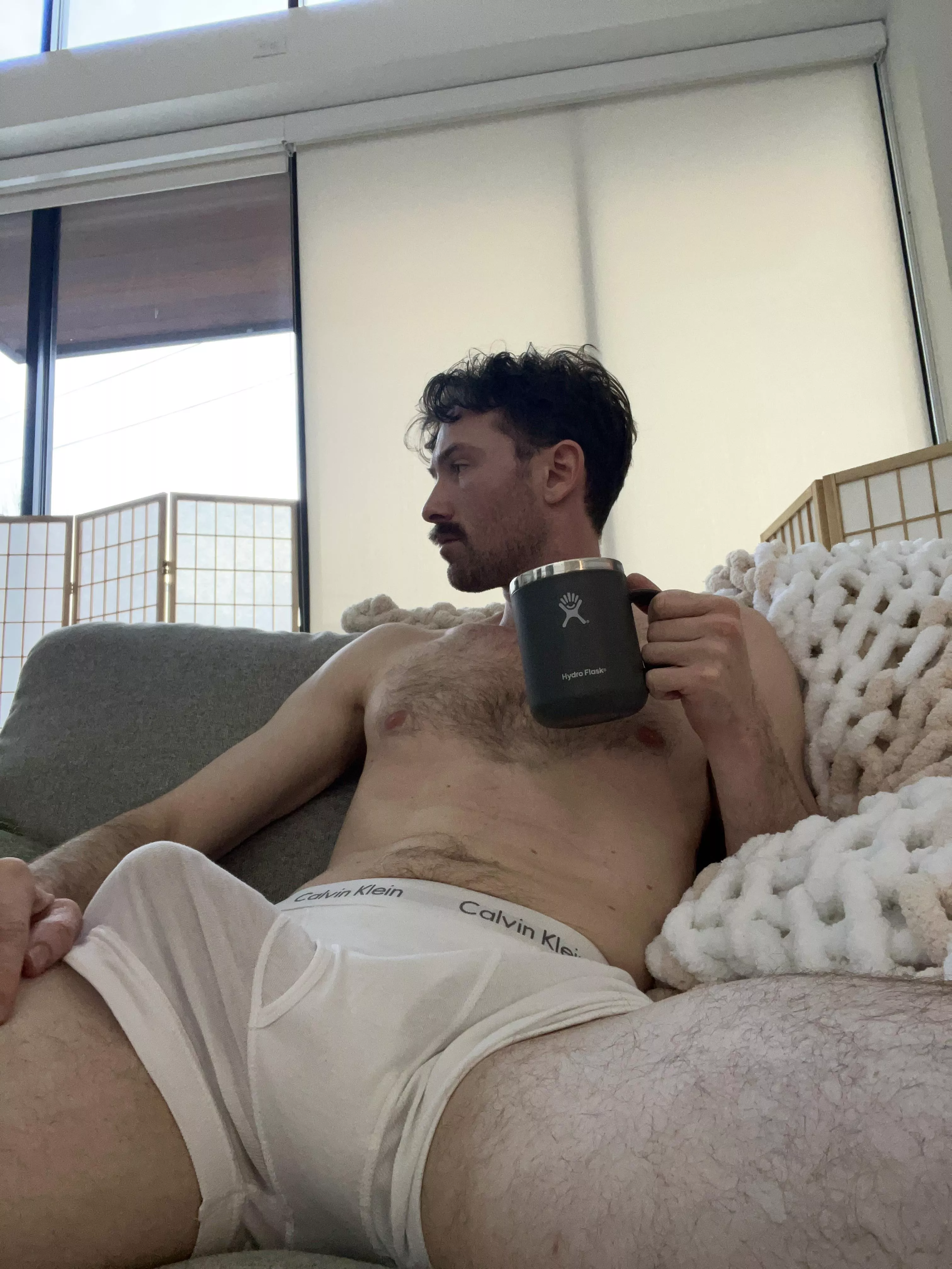 Bro, help me take care of this [31]