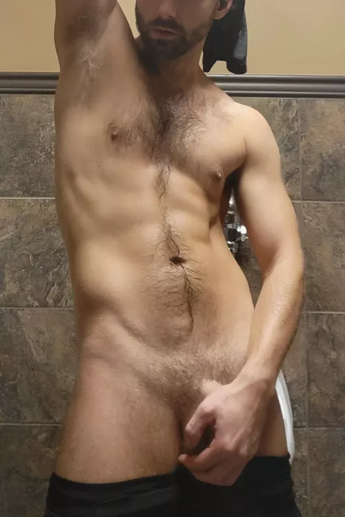 come lick this sweaty body