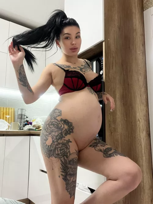 Could you handle my pregnant pussy?