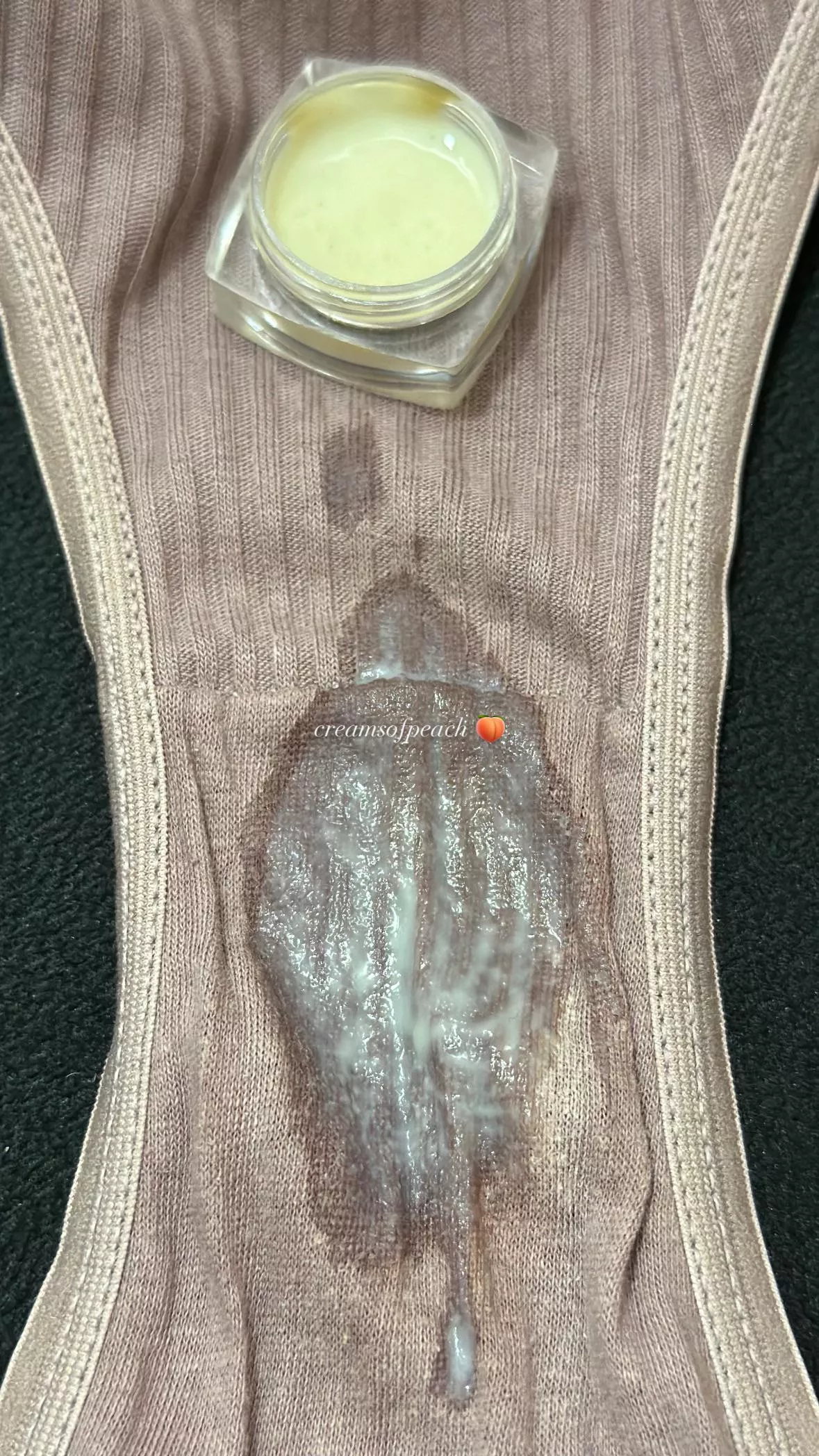 Creamy wet spot with a side of ovulation grool 🤤