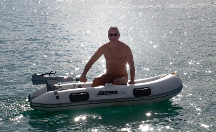 Exploring private bays