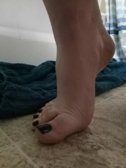 Fresh outta the shower 🚿 😘