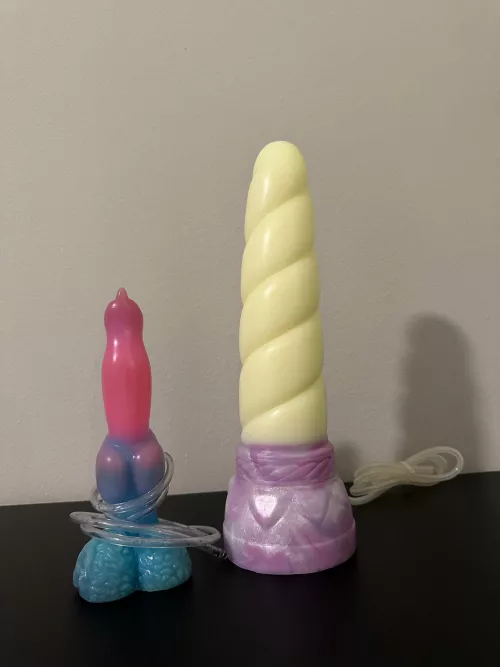 Got my first large toy in the mail today. 😳 Large Mystic (Flirty Dawg Lucky Medium for scale). Bigger than expected but I am excited.