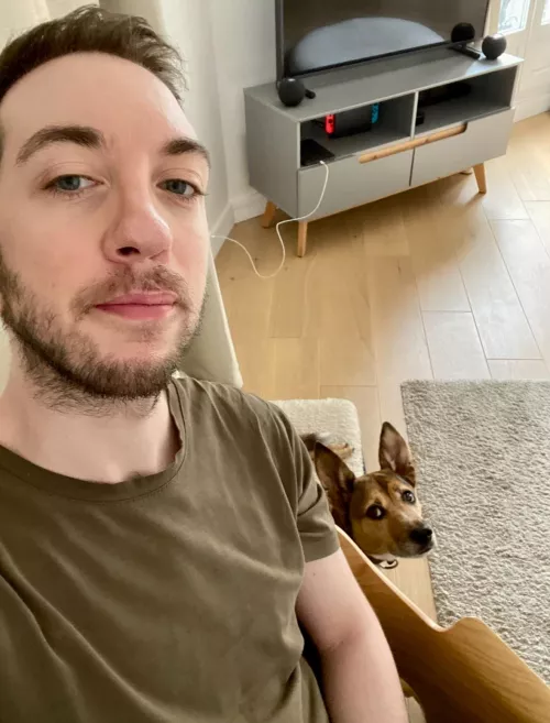 Happy Sunday! Say hi! 👋🏻