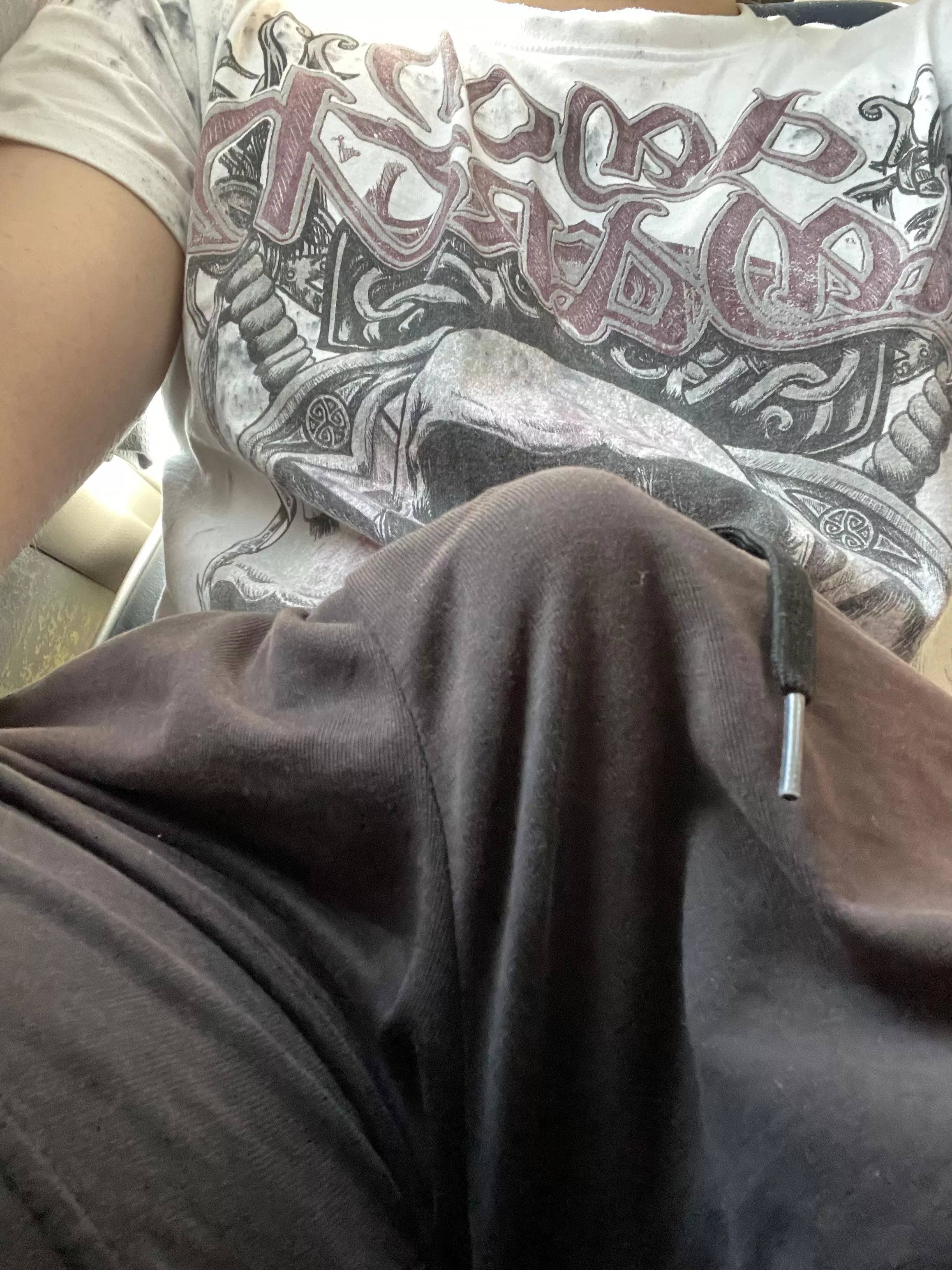 Hard to hide this in school (18)