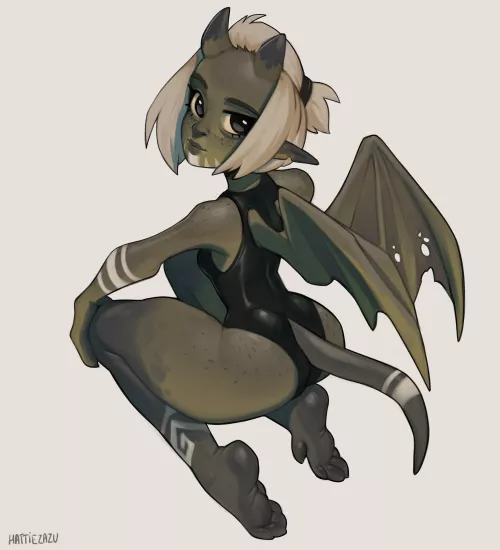 Hattie the gargoyle (by hattiezazu)