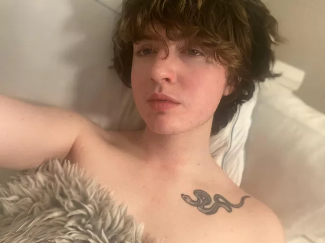 Have some facial hair (key word some) 🥰