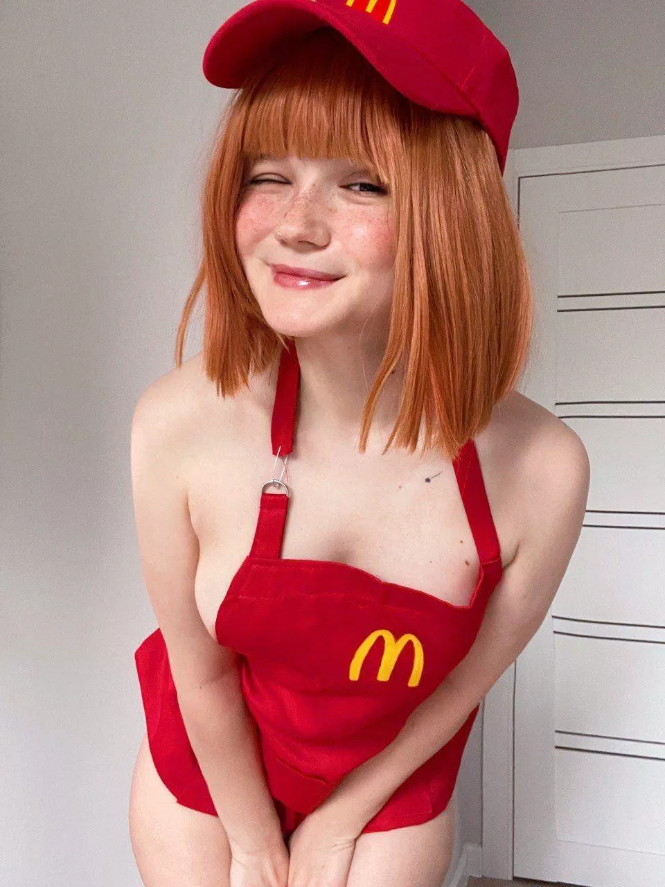 Here is your Happy Meal! McMommy (Neyrodesu) [McDonald's ad]