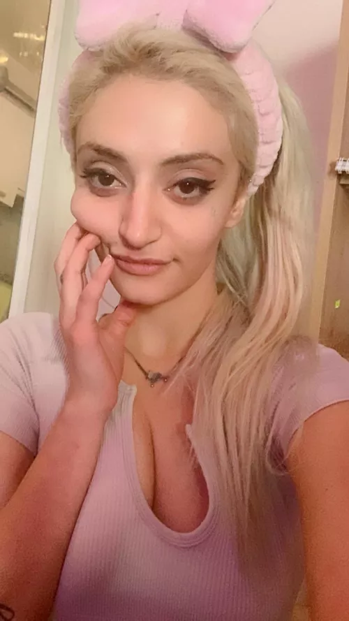 hi, i want to be used like a slut by u