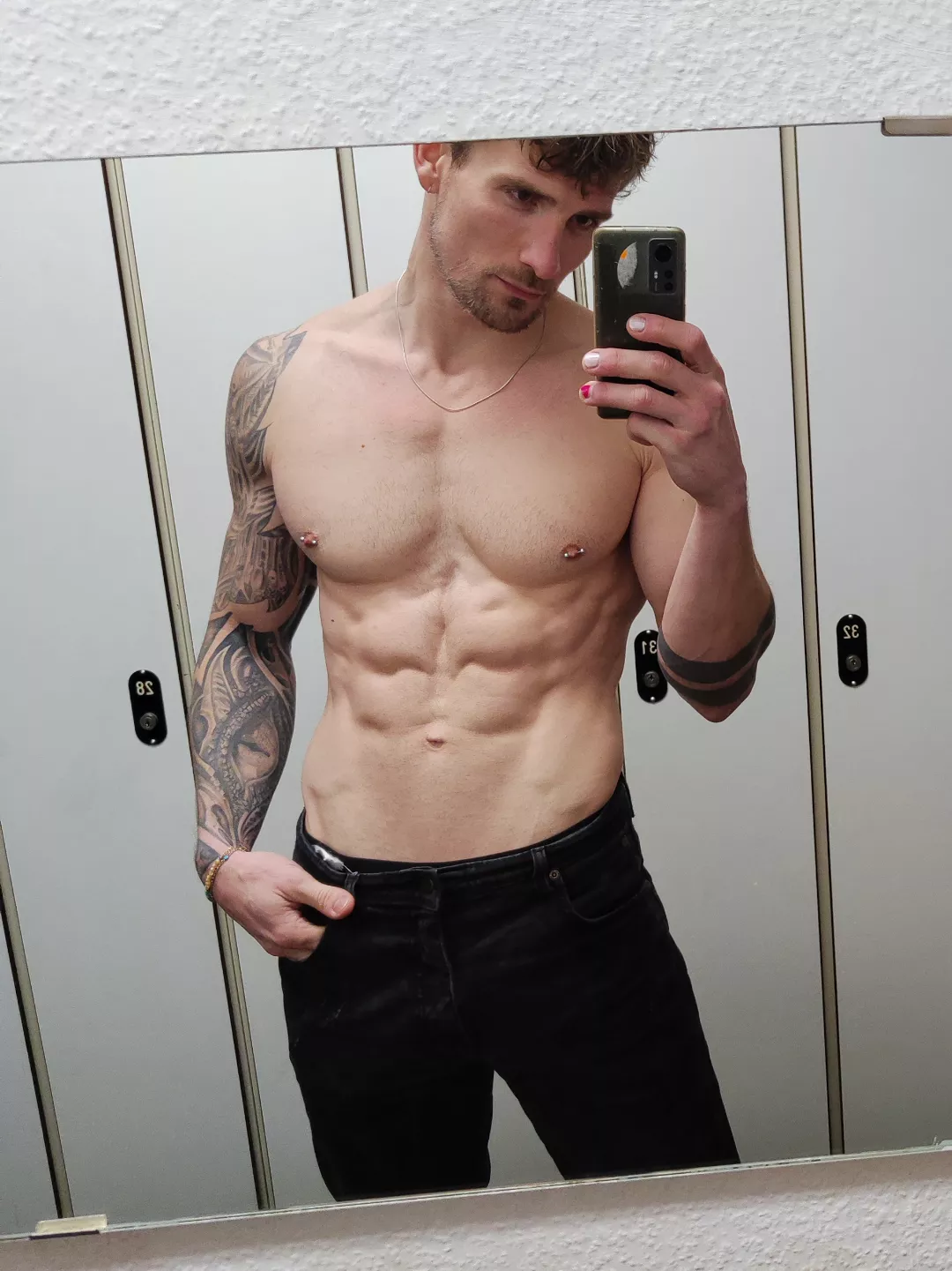 Hii.feeling sexy today:)