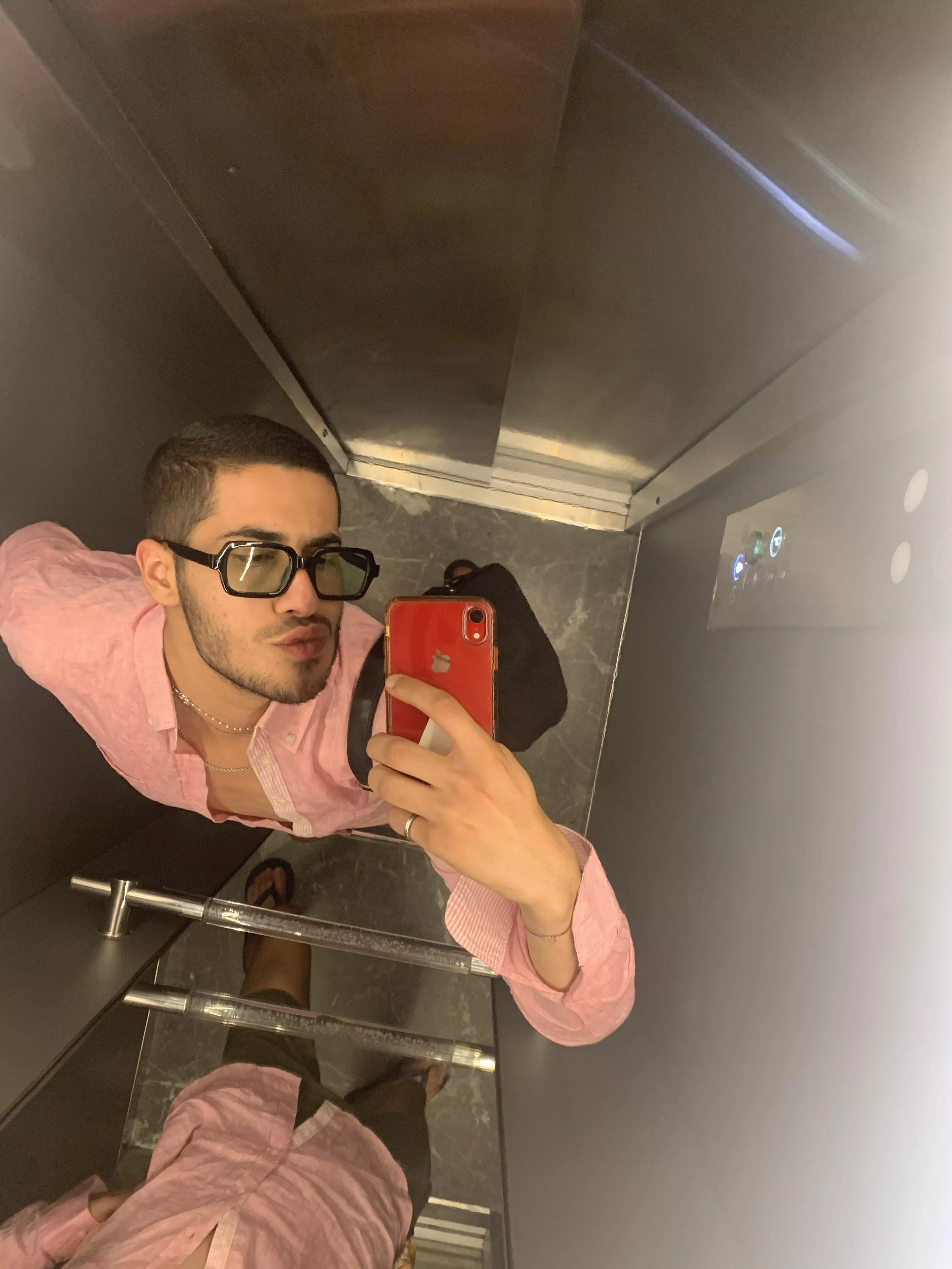 How's ur Sunday going ?