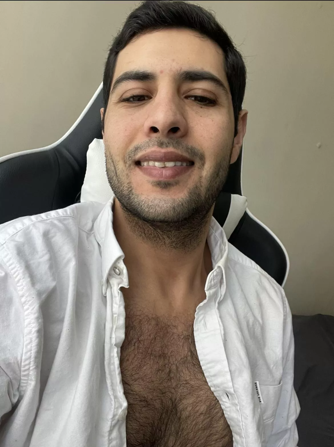 I love this group, thanks all for being welcoming and i wish you the best