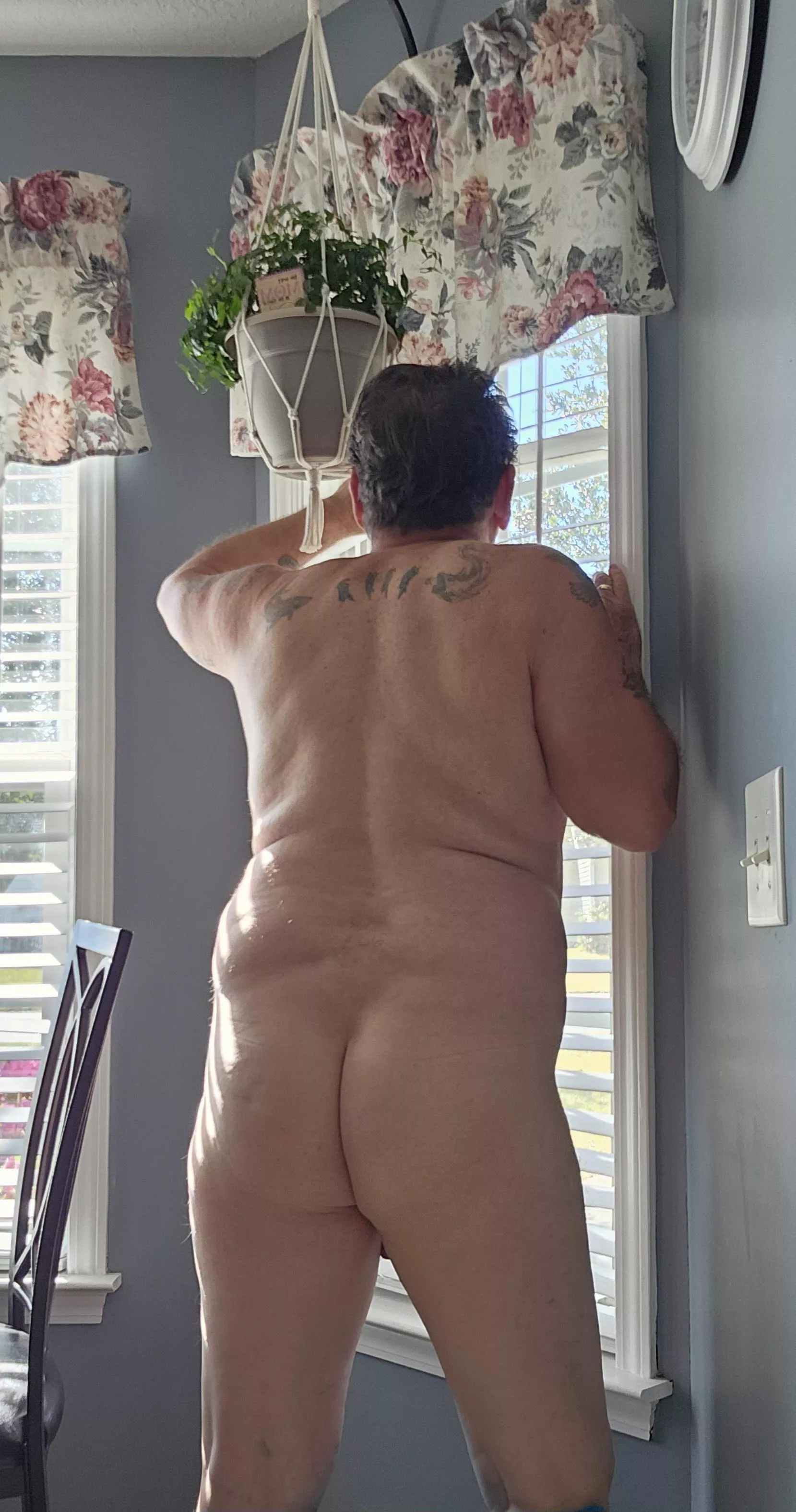 Looks cold out there!