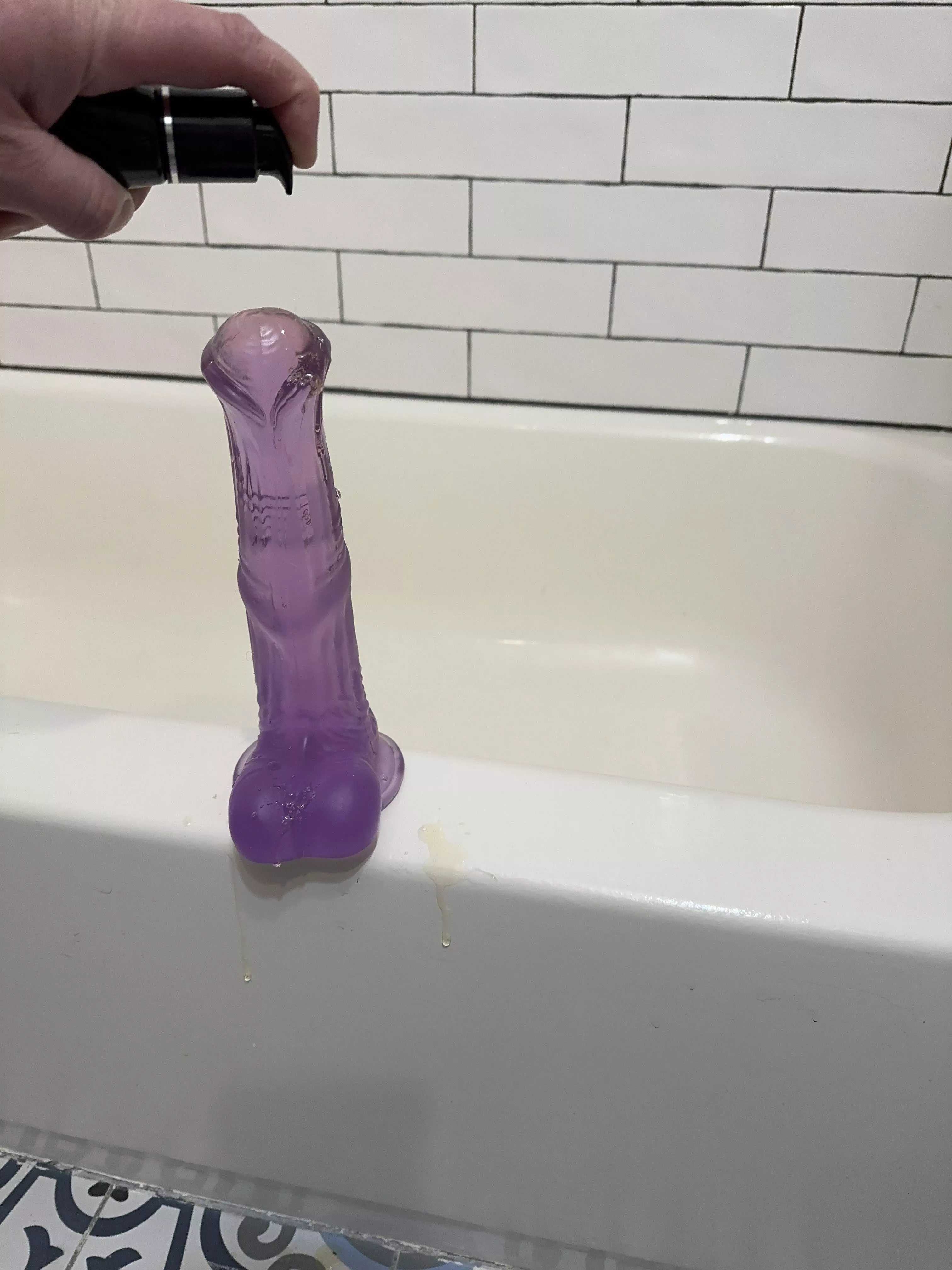 Lubed up & ready for my ass