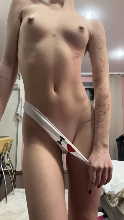 My tummies are made for your cumm [IMG]