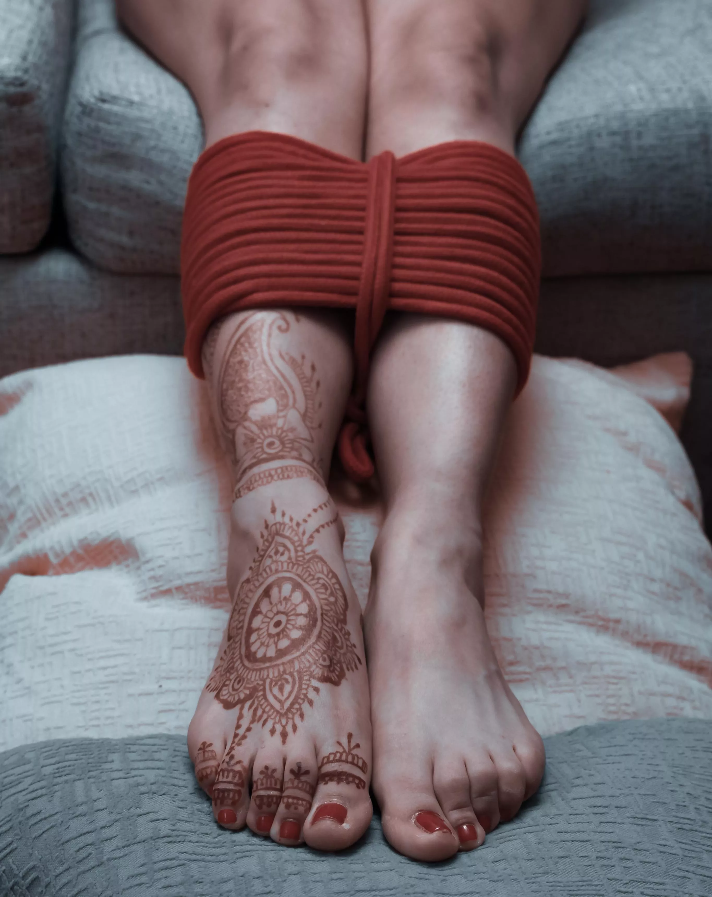 Pretty feet all knotted up