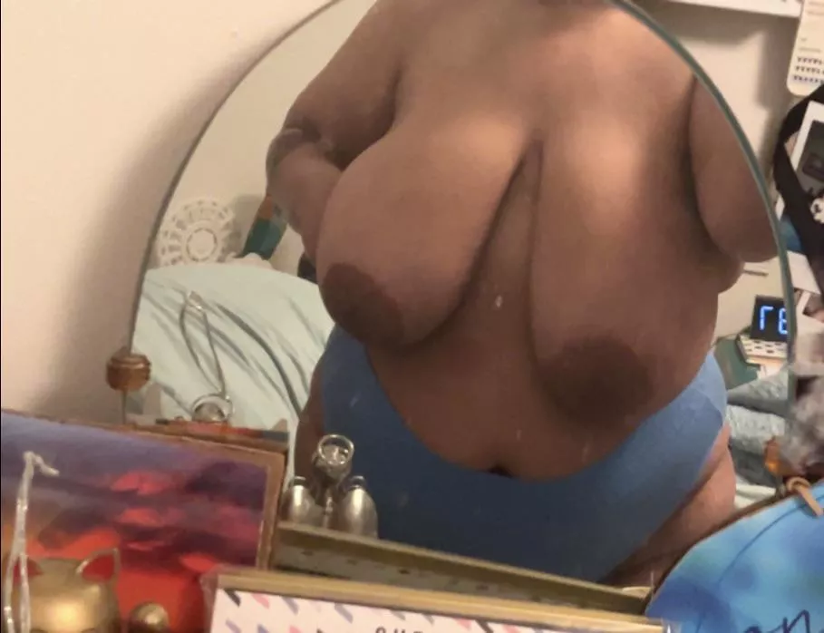 Saturdays are for the bed 😌😋