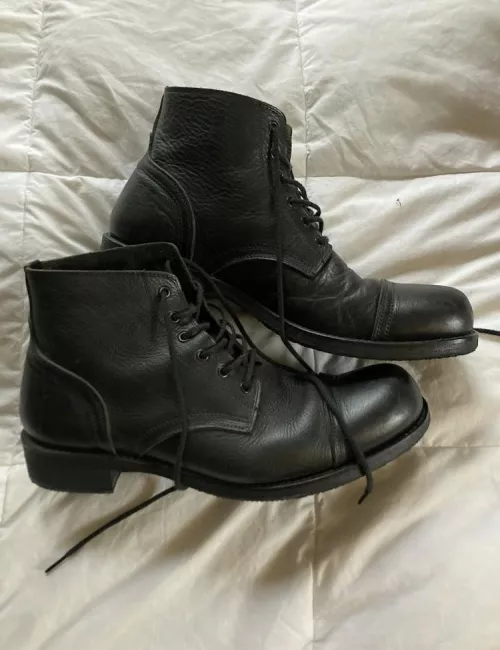 Similar pair/style to these?