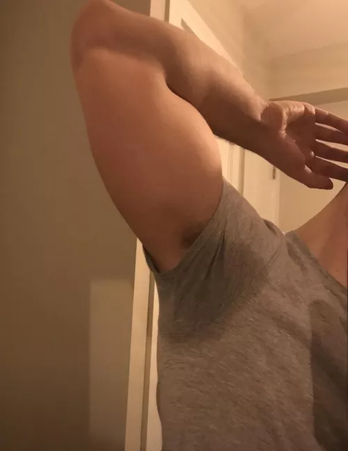 Sniff and lick my pits