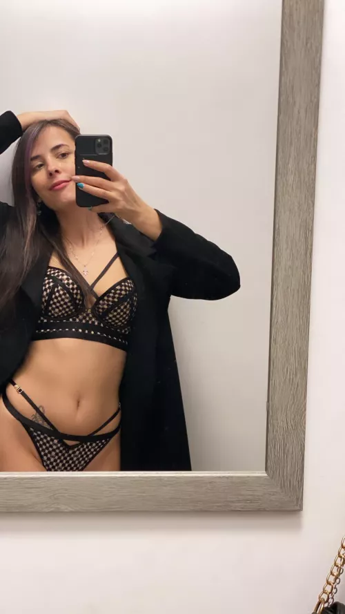 so fine that I should be illegal..