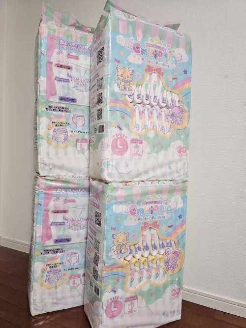 The Omutopia diapers started shipping!