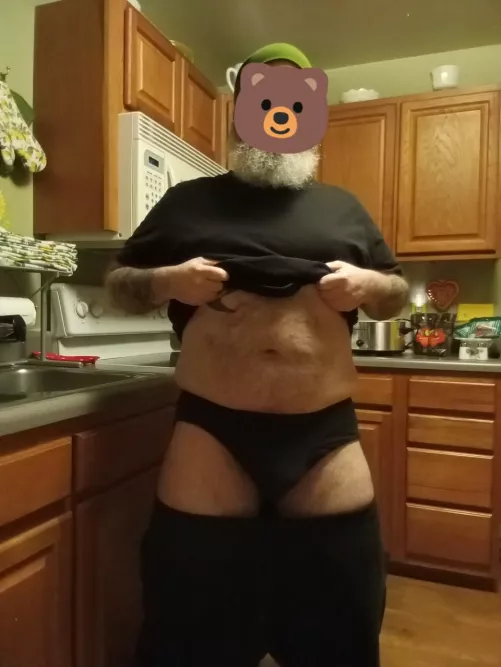 Waiting for the coffee to brew and need someone to empty my sack this morning