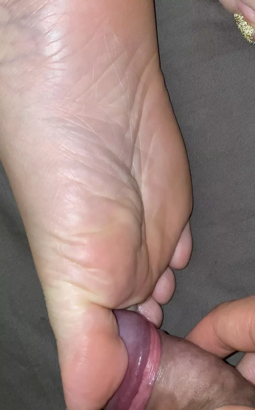 Wife’s Sleeping Toes and Soles Pleasing Me