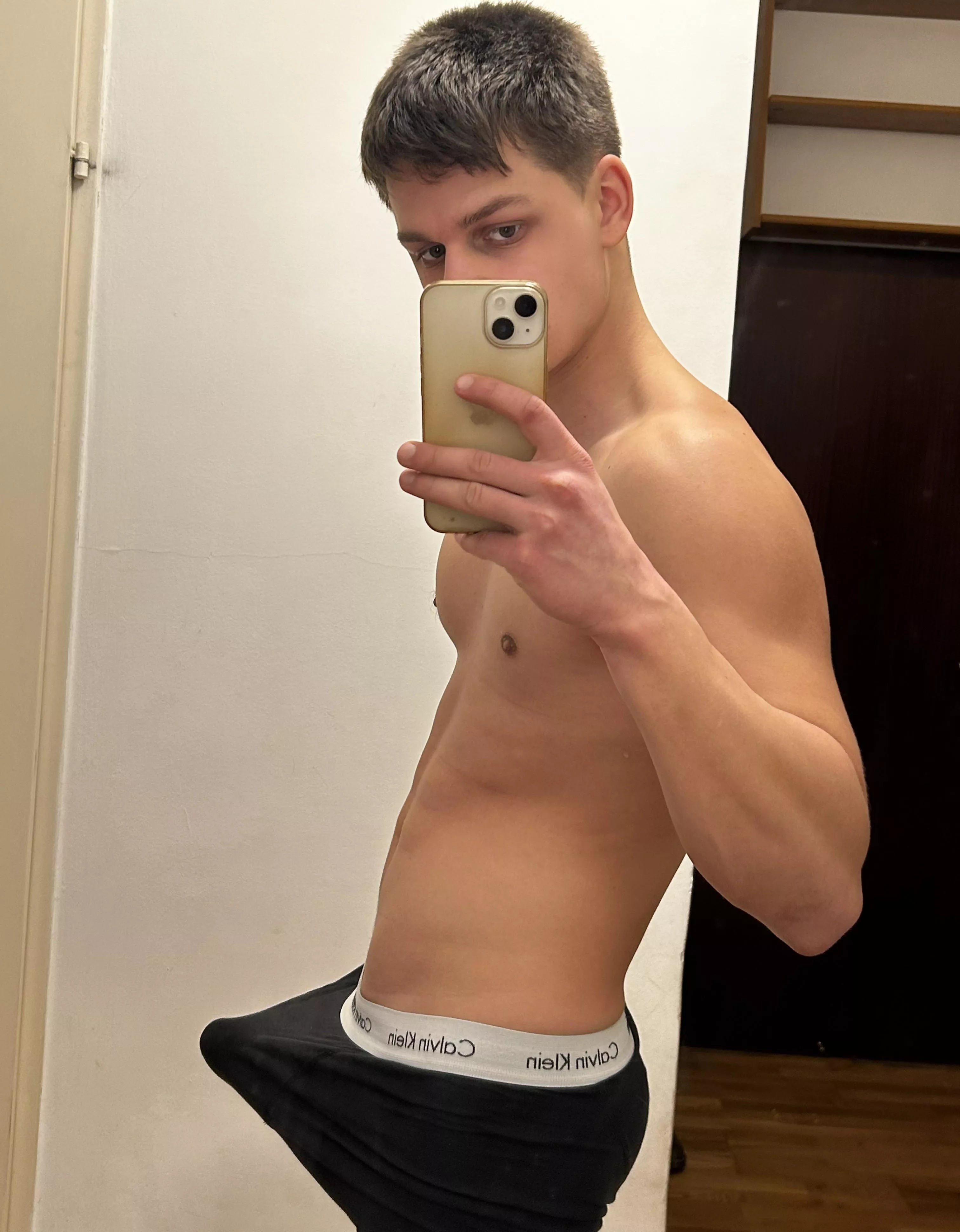 19m, Do you like my underwear?