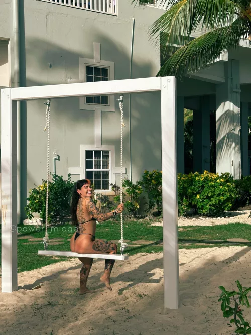 4ft 8” smol bean ☺️