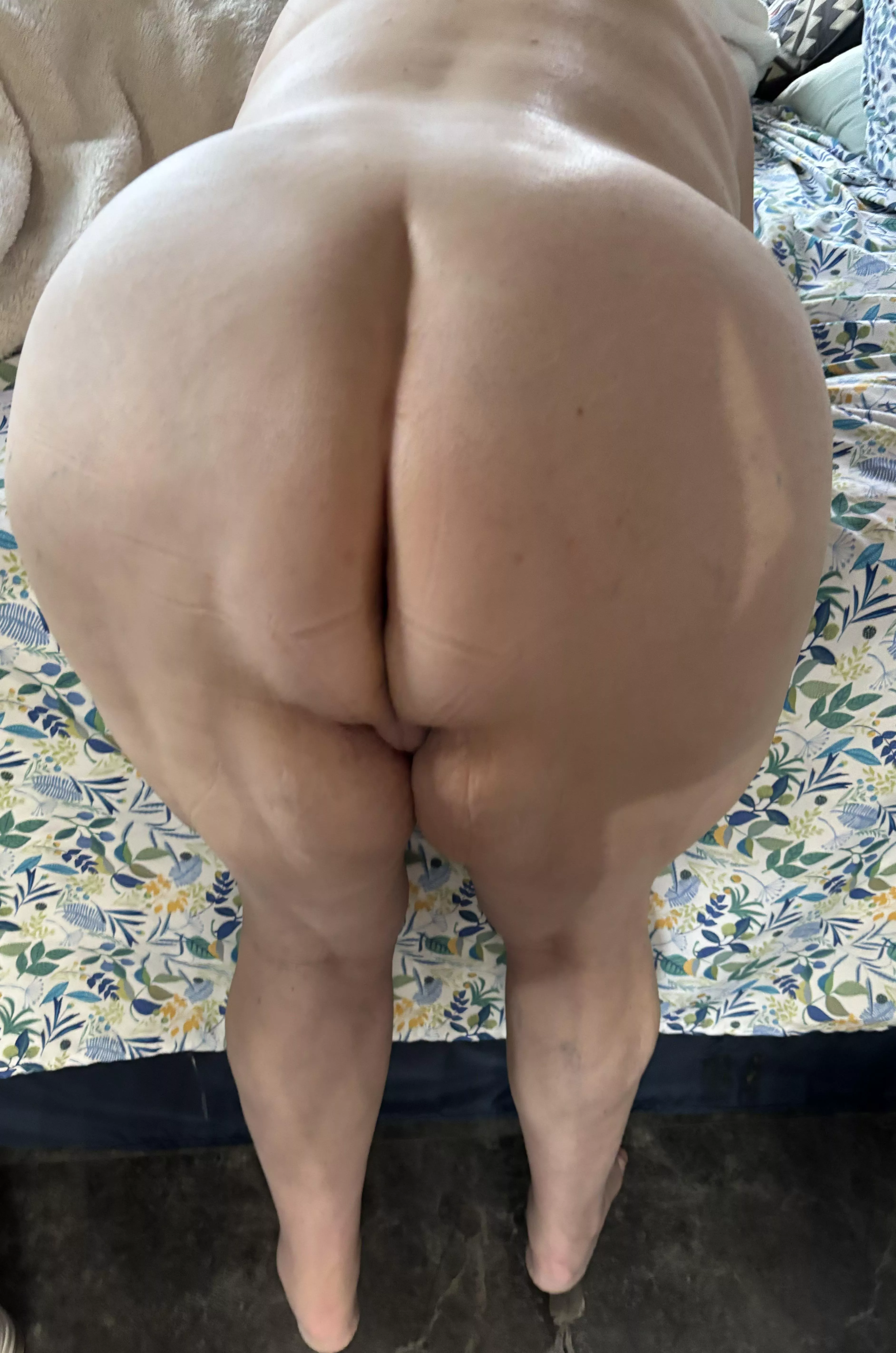 70 year old gilf that loves a good pounding