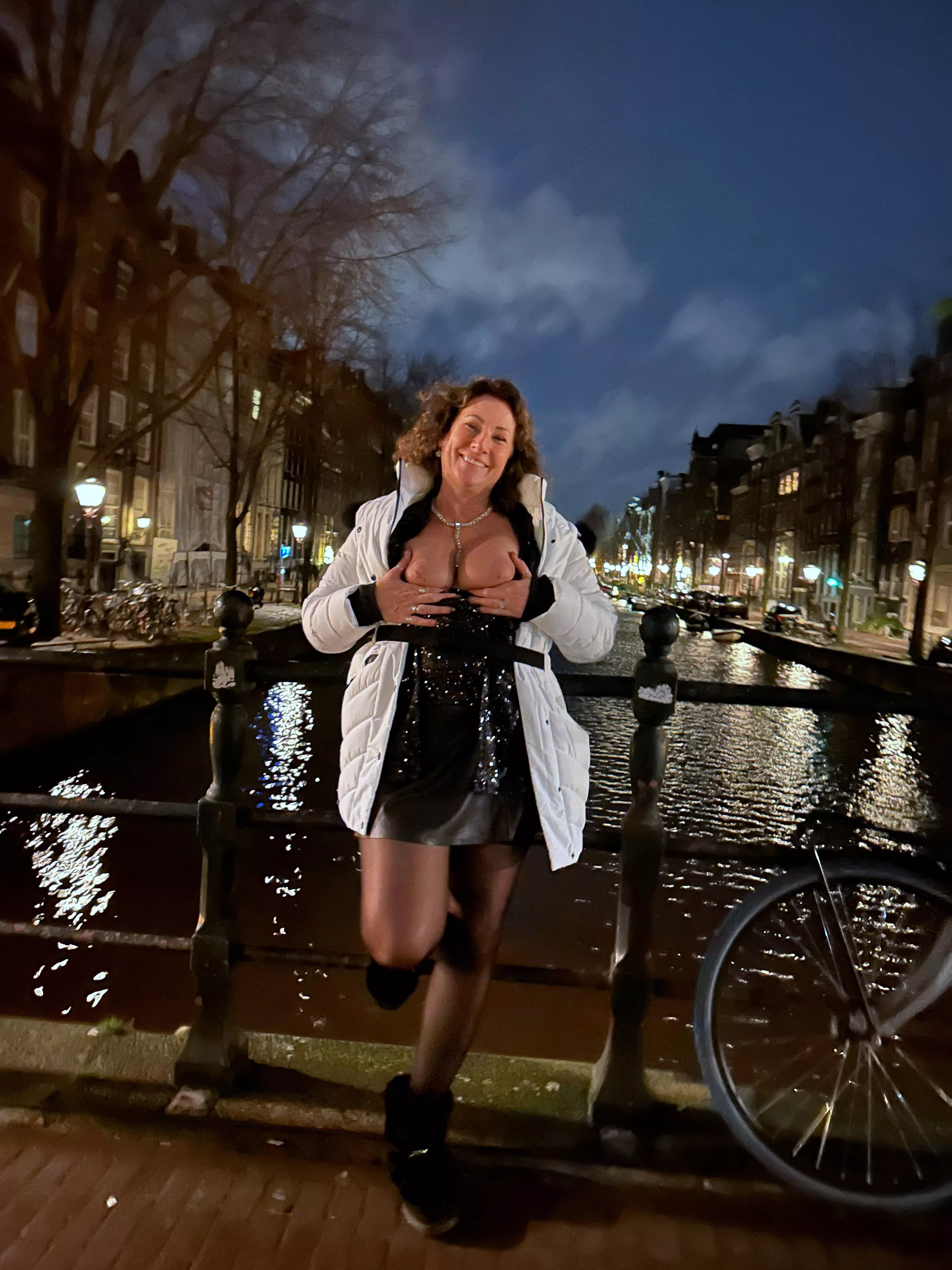 Amsterdam canal flash