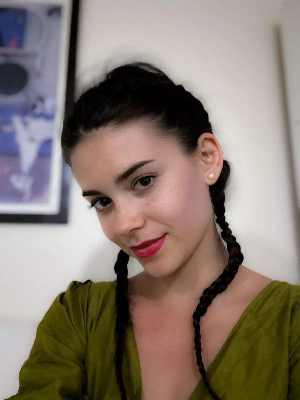 cute harpist IUTR 🎶