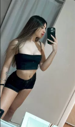 Do my thick 18yo thighs make me sexy