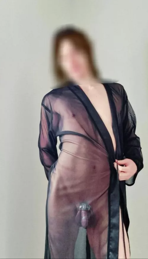 Dom said the cage wasn't too obvious through this gown :)