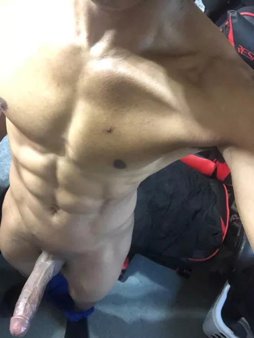 Early bird gets the 🐂😏