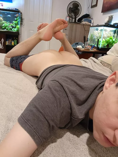 Empty your balls inside me? 💦🤤