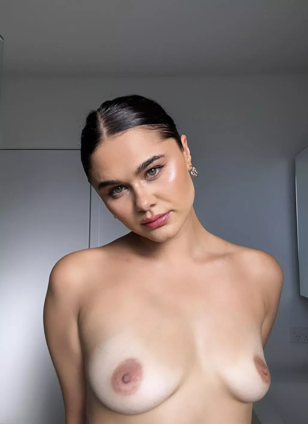 guys my age think I have saggy boobs for my age