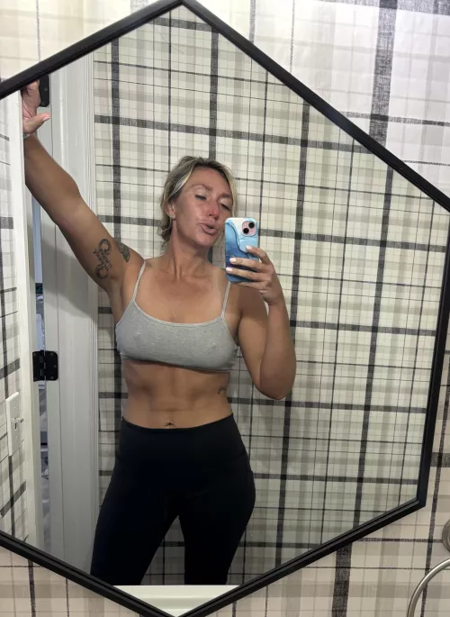 Happy Monday! It’s cold.