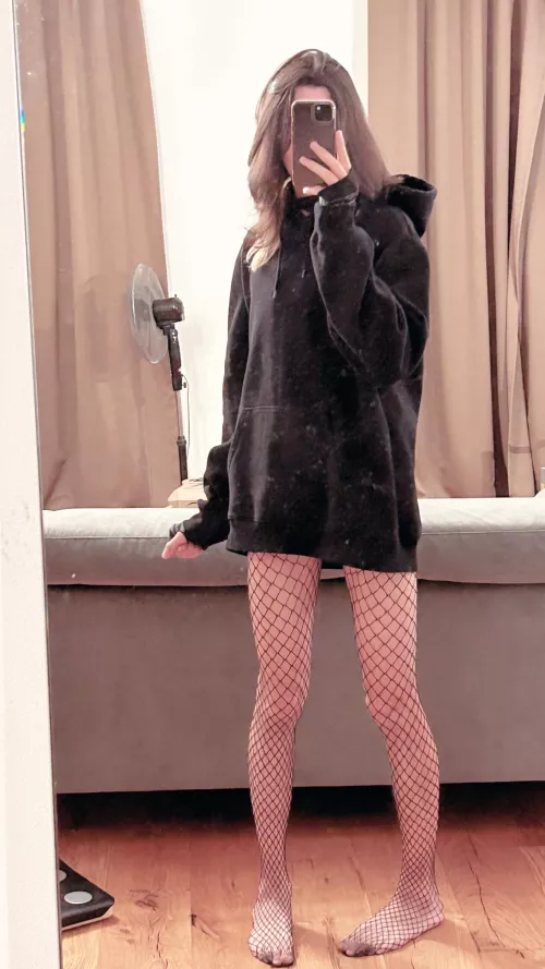 Hehe stole your hoodie <3